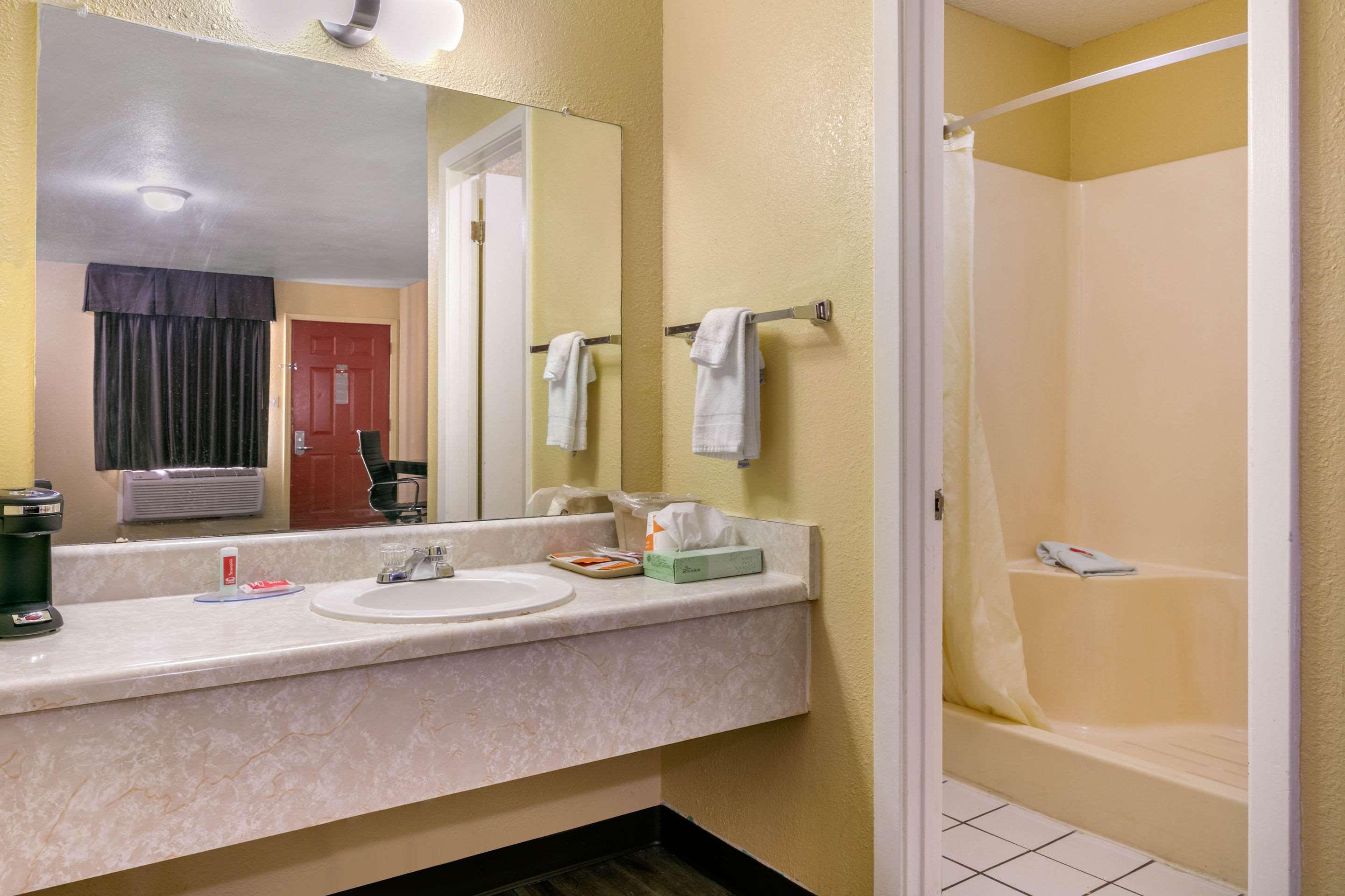Econo Lodge Jonesboro Eksteriør billede